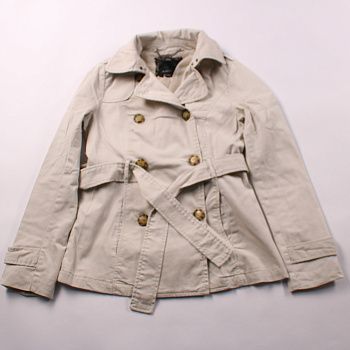 лёгкая куртка Amisu